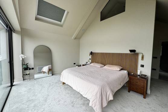 3554M 15 tv commercial location house in Manchester modern bedroom.jpg