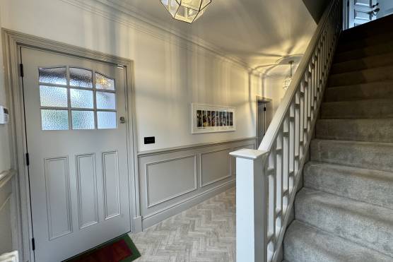 3554M-18-filming-location-house-in-Manchester-staircase.jpg