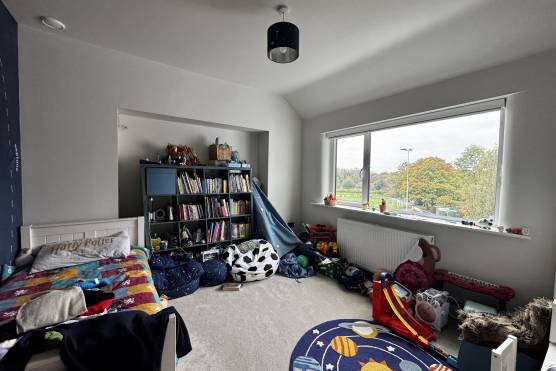 3554M 20 photo shoot location house in Manchester kids bedroom.jpg