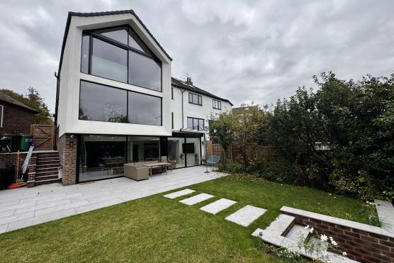 3554M 26 filming location house in Manchester contemporary family home.jpg