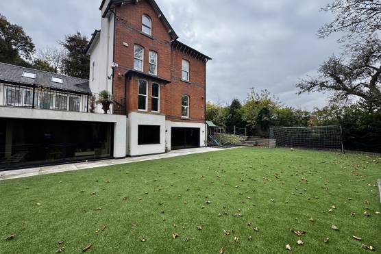 3556M 32 tv commercial location house in Manchester period property.jpg