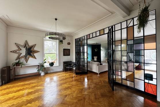 3556M 4 tv shoot location house in Manchester period property living area.jpg