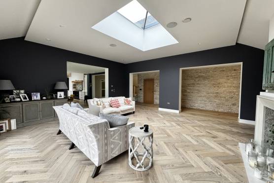 3551C 10 photo shoot location house in Cheshire living room.jpg