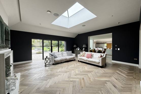 3551C 8 tv commercial location house in Cheshire living room.jpg