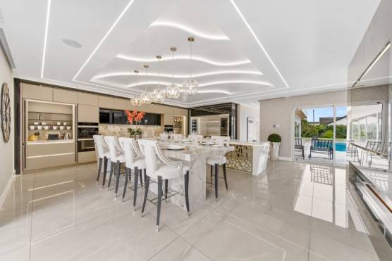 3558V 3 tv drama location house in Merseyside contemporar open plan kitchen2.jpg