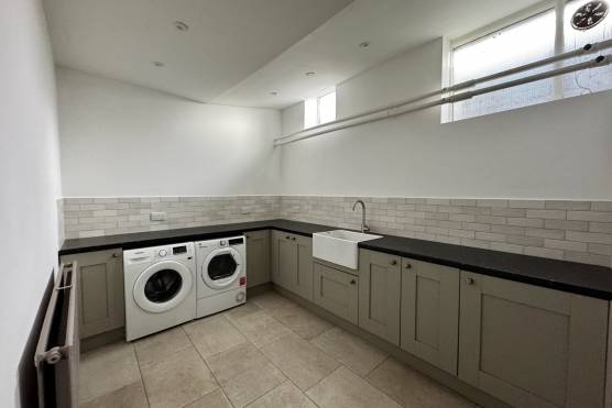 3599N 37 tv drama location house in North Yorkshire utility.jpg