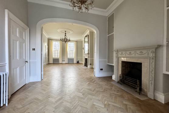 3599N 6.photo shoot location house in North Yorkshire living room with fireplacejpg.jpg