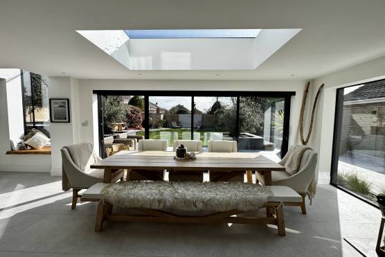 3561V 8 filming location house in Merseyside modern open plan dining area.jpg