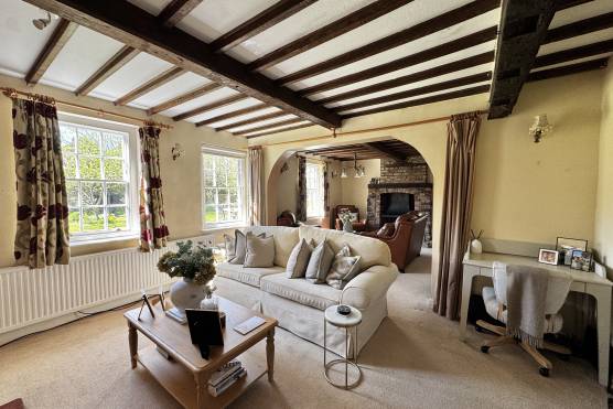 3562N 11 tv drama location house in North Yorkshire period property wooden beams.jpg
