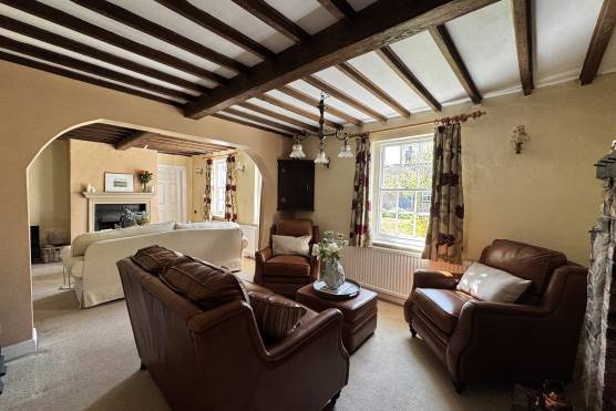 3562N 12 photo shoot location house in North Yorkshire traditional period property .jpg