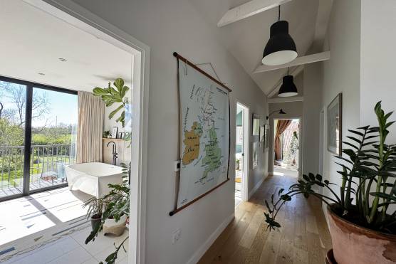 3208N 21 tv shoot location house in North Yorkshire modern hallway.jpg