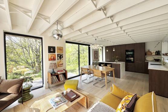3564W 1 photo shoot location house in West Yorkshire mid century open plan kitchen.jpg.jpg