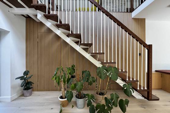 3564W 17 tv shoot location house in Leeds contemporary staircase.jpg