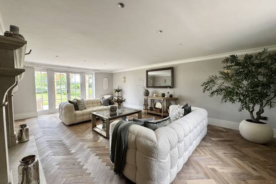3566N 20 tv drama location house in North Yorkshire living room.jpg
