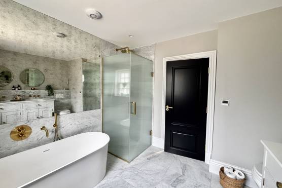 3566N 30 tv commercial location house in North Yorkshire bathroom.jpg