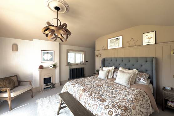 3374W 19 filming location house in Leeds stylish bedroom.jpg
