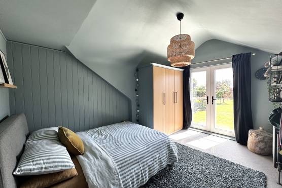 3374W 25 tv commercial location house in Leeds kids bedroom.jpg