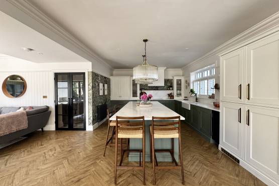 3374W 4 tv drama location house in West Yorkshire modern open plan kitchen.jpg