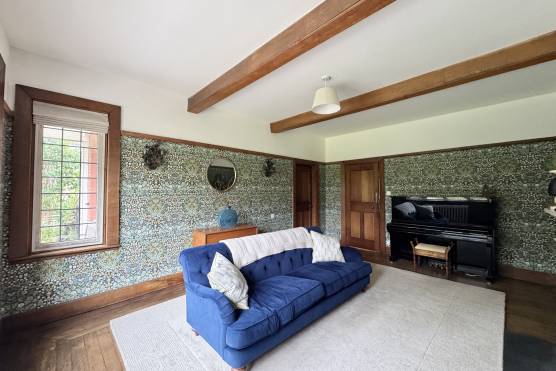3568W 19 photo shoot location house n West Yorkshire living room.jpg