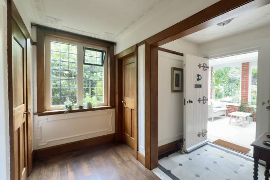 3568W 27 tv drama location house in West Yorkshire period property.jpg