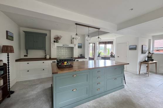 3568W 7 tv shoot location house in West Yorkshire stylish open plan kitchen.jpg