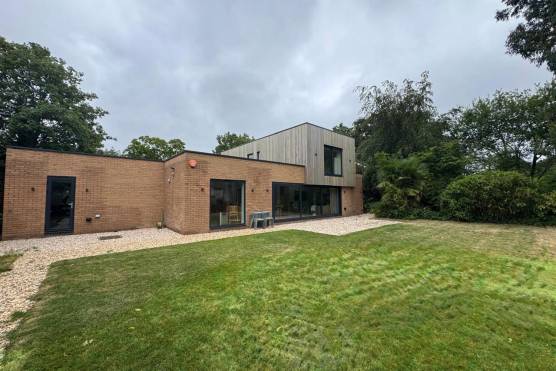 3571V 26 filming location house in Merseyside contemporary home.JPG