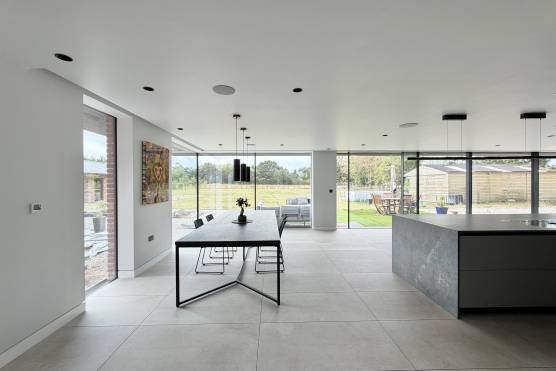 3572C 10 tv shoot location house in Cheshire contemporary open plan dining area.jpg