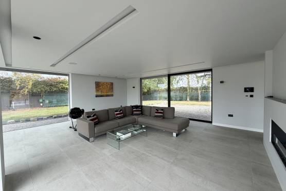 3572C 16 filming location house in Cheshire modern open plan living room.jpg
