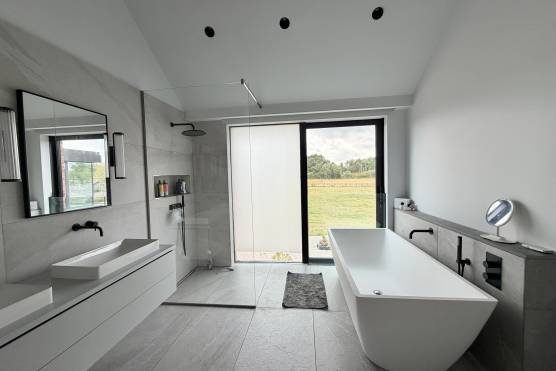 3572C 24 tv drama location house in Cheshire contemporary bathroom with bath.jpg