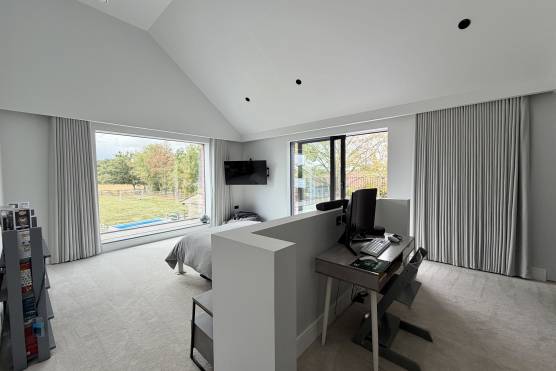 3572C 26 tv commercial location house in Cheshire kids bedroom.jpg