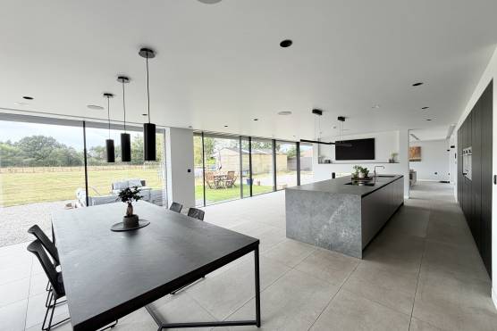 3572C 9 tv commercial location house in Cheshire modern open plan kitchen.jpg