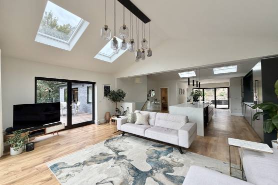 3573C 10 filming location house in Cheshire stylish open plan living and kitchen area.jpg