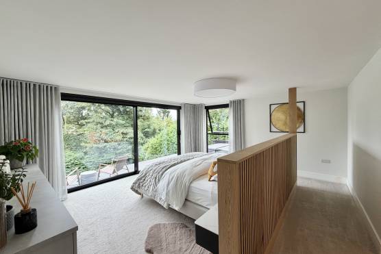 3573C 15 tv shoot location house in Cheshrie bedroom.jpg