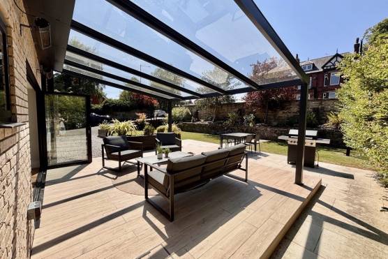 3573C 27 filming location house in Cheshire garden patio area .jpg