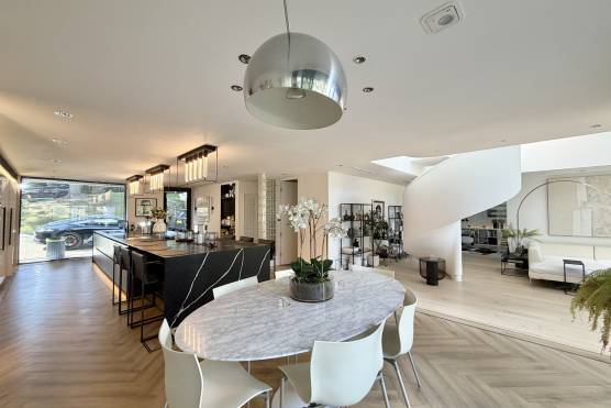 3574C 2 filming location house in Cheshire contemporary open plan kitchen with kitchen island.jpg