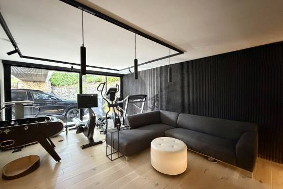 3574C 26 photo shoot location house in Cheshire modern home gym.jpg