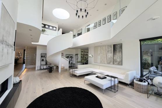 3574C 6 photo shoot location house in Cheshire contemporary open plan living area.jpg