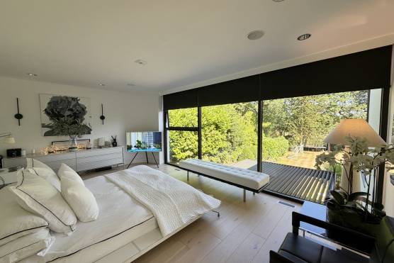 3574C 9 tv shoot location house in Cheshire modern bedroom.jpg