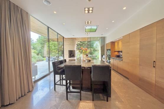 3575C 5 tv drama location house in Cheshire modern open plan wooden kitche.jpg