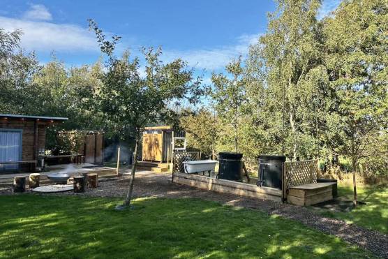 3578N-7-tv-drama-location-in-North-Yorkshire-cold-plunge-and-sauna.jpg