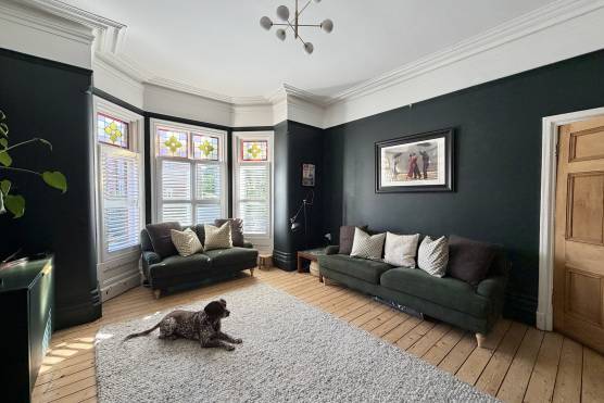 3579M 7 tv drama location house in Manchester period property living room.jpg