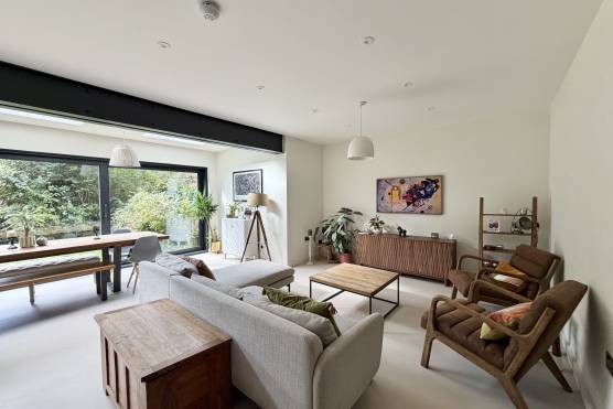 3580M 12 photo shoot location house in Manchester modern open plan living area.jpg