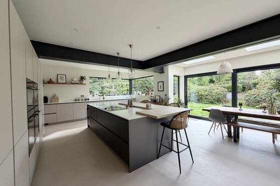3580M 3 tv shoot location house in Manchester modern open plan kitchen.jpg