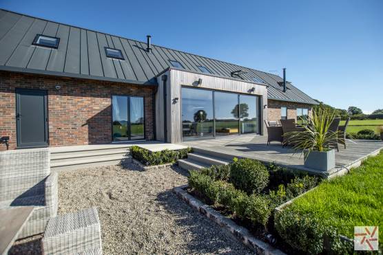 3155C 14 photo shoot location in cheshire contemporary home