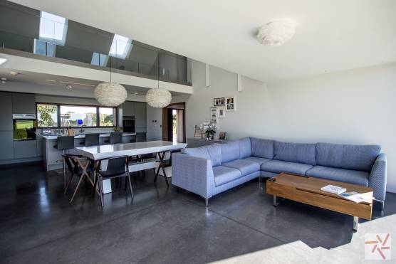 3155C 6 photo shoot locaiton in cheshire contemporary living area
