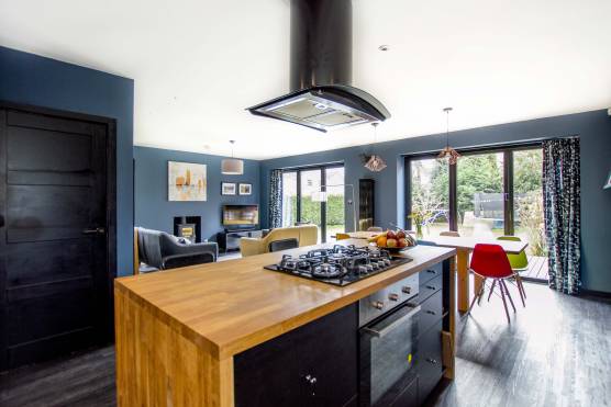 3183W 4 photography shoot location house in Leeds open plan kitchen