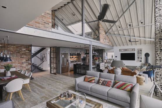 3275S-1-photo-shoot-location-house-in-Chichester-contemporary-open-plan-kitchen-and-living-area.jpg