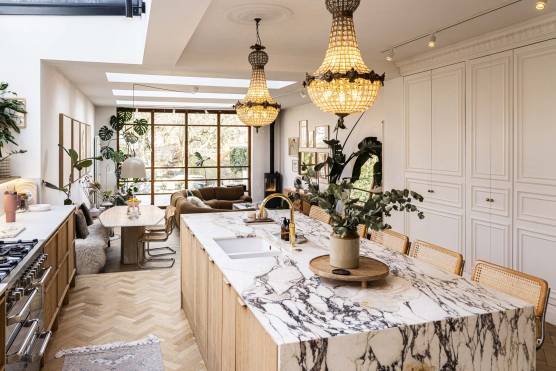 3160M 1 photo shoot location house stunning Manchester period property with large open plan kitchen
