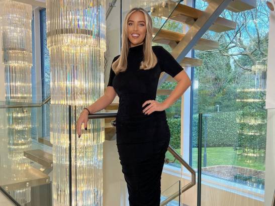 1 Jess Harding for In The Style at Cheshire location house